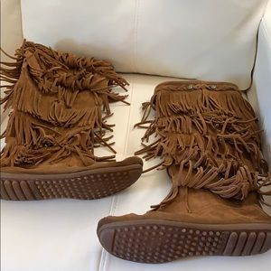 fringe brown boots